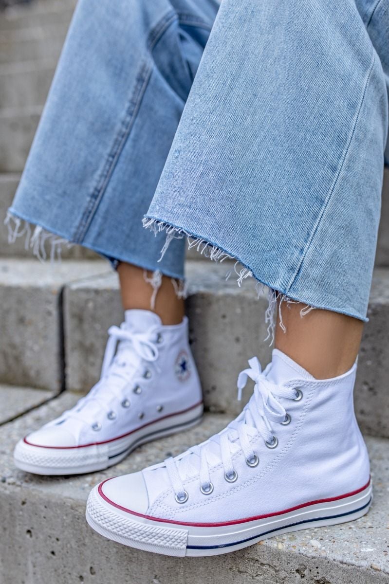 Dámské bílé vysoké tenisky Chuck Taylor All Star